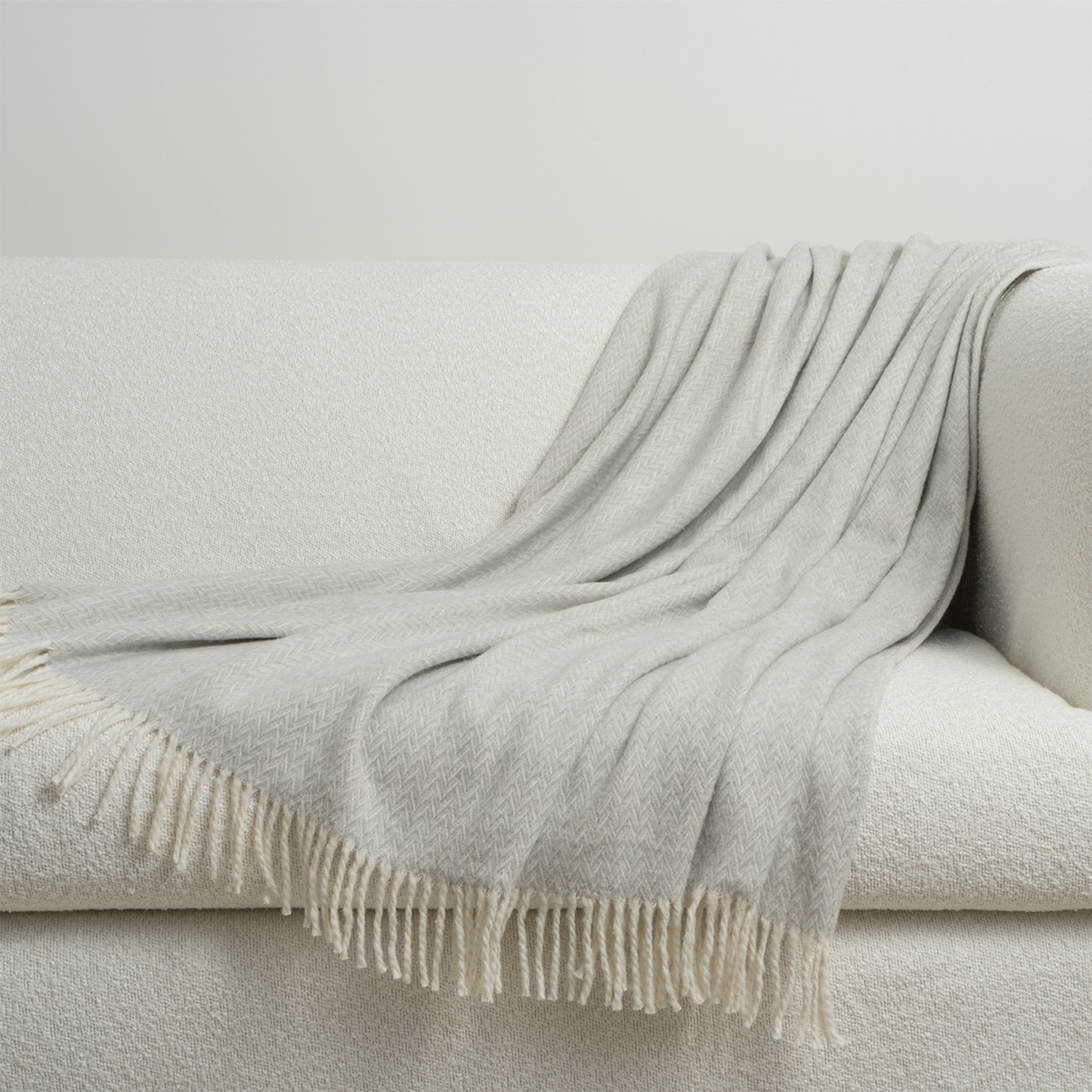 Marinara Throw - Silver