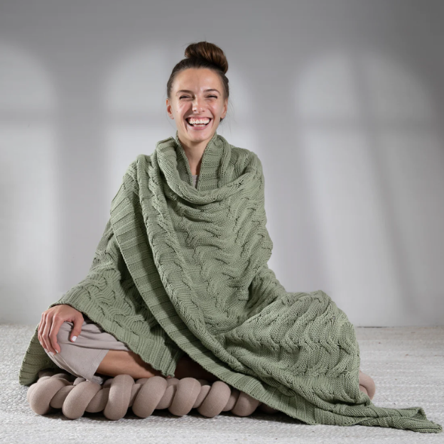 Chunky Cable Scenic Green - Organic Combed Cotton Throw