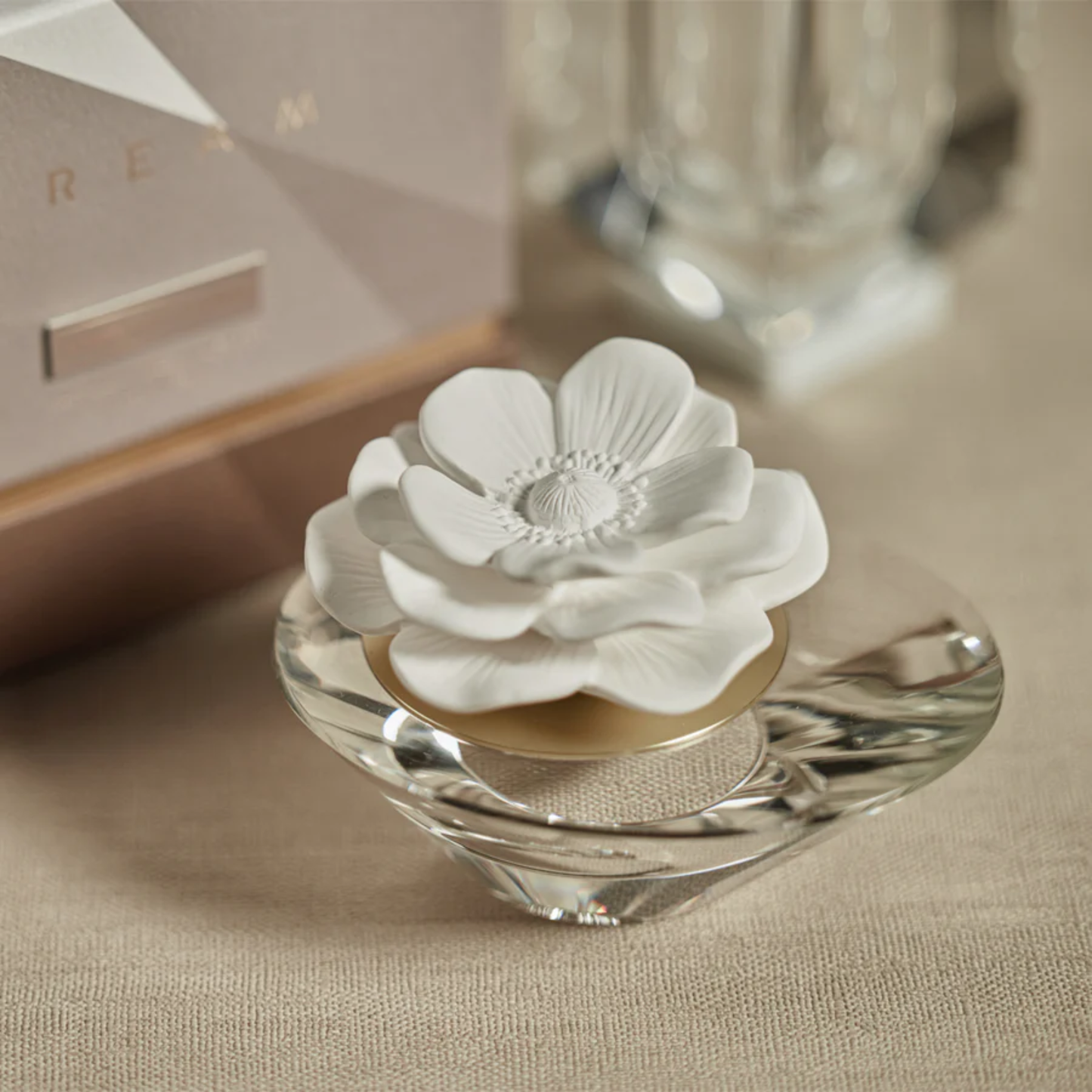 Dream Mini Porcelain Diffuser - Crystal