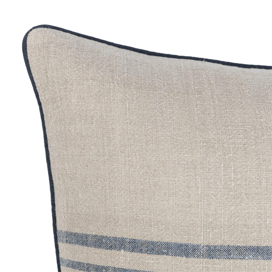 Newport 22" x 22" Pillow