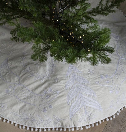 Wynter 46" Tree Skirt