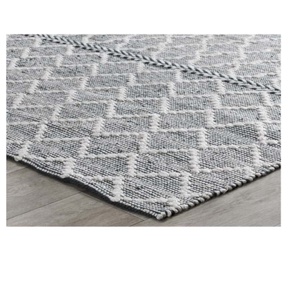 Sonora Grey/Ivory In/Out Rug 2' x 3'