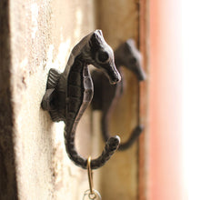 Load image into Gallery viewer, Wall Hook - Black Sea Horse
